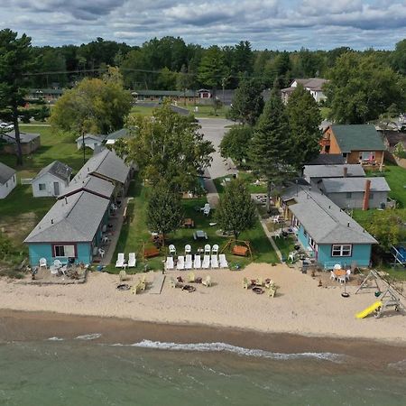 Paradise Beach Resort Tawas City Zewnętrze zdjęcie